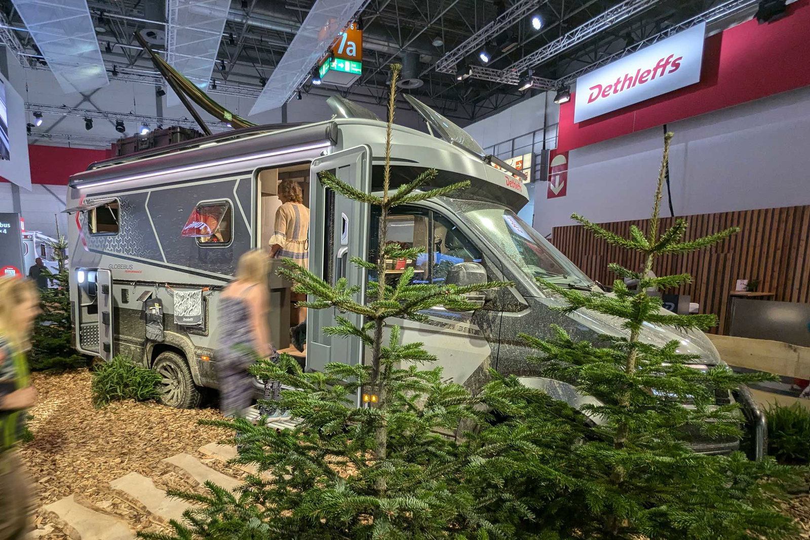 Dethleffs Globebus Performance 4x4 (2025): Dethleffs'ten ilk dört tekerlekten çekişli karavan