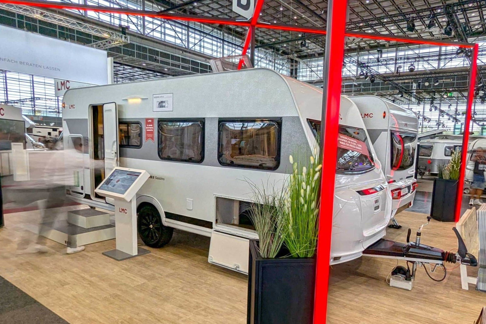 Innovations Caravan Salon 2024: LMC Sassino 470 K - geniş aileler için geniş karavan