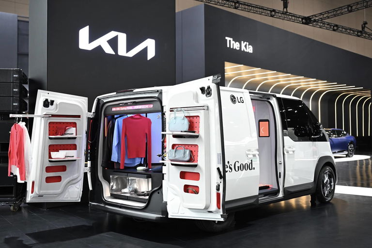 Teknoloji macerayla buluşuyor: KIA ve LG fütüristik kamp konseptini sunuyor